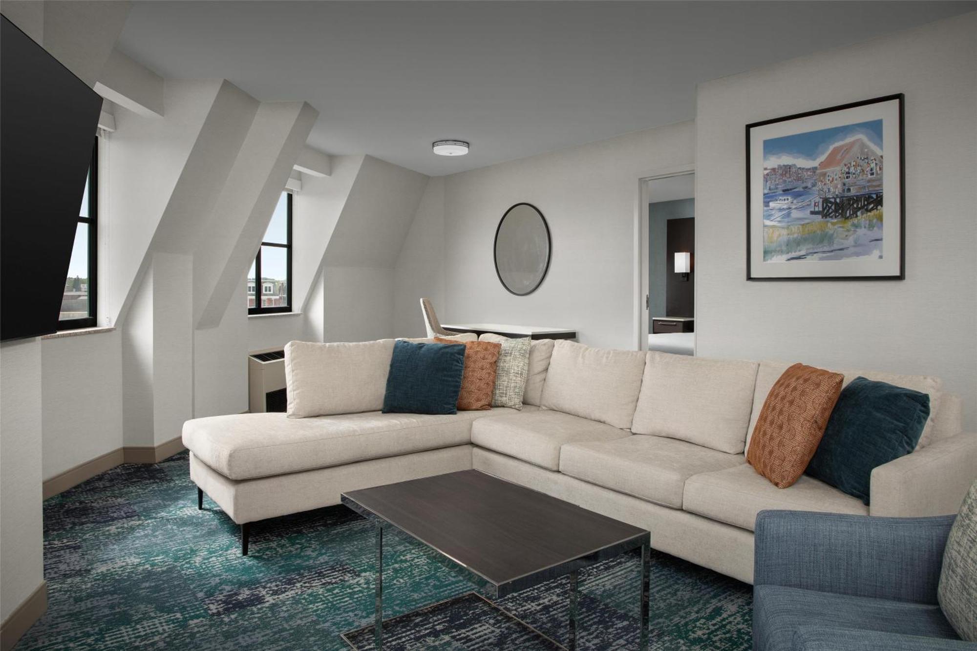 Hilton Garden Downtown 3* Portsmouth