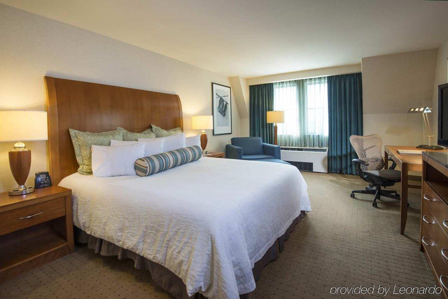 Hilton Garden Downtown 3* Portsmouth